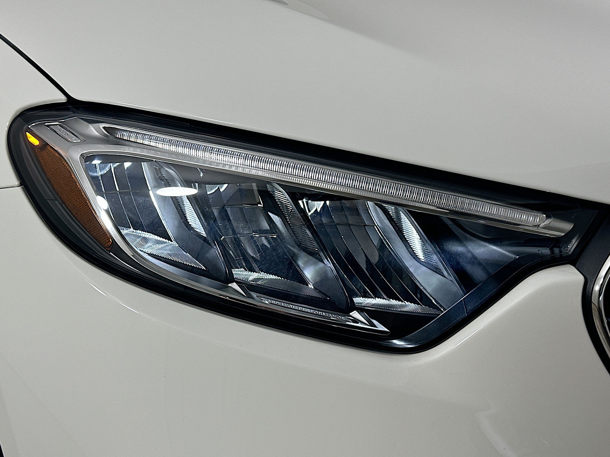 Used 2025 Mercedes-Benz GLC 300 4MATIC image 44