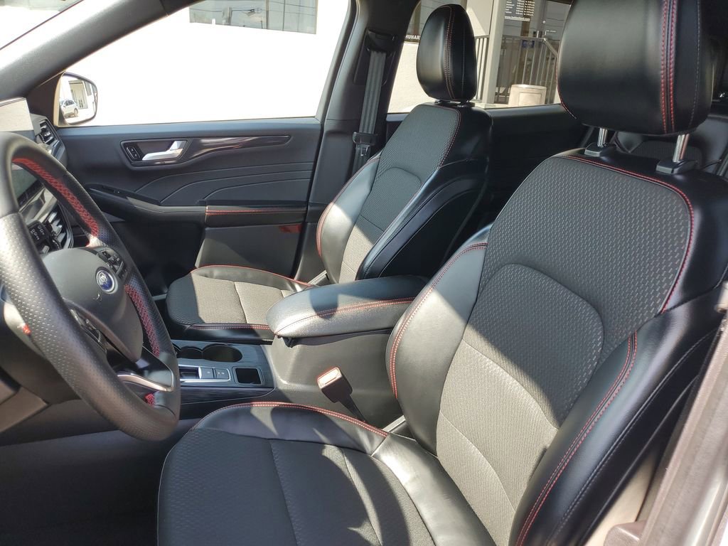 Certified 2023 Ford Escape ST-Line w/ Tech Pack #1 AWD/4WD image 20