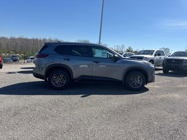 New 2026 Nissan Rogue S image 3