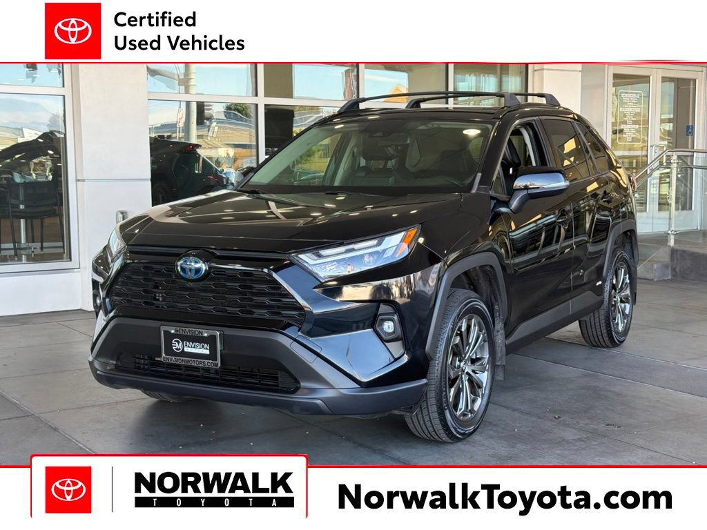 Certified 2022 Toyota RAV4 XLE Premium AWD/4WD video 1