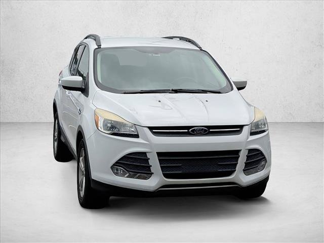 Used 2015 Ford Escape SE w/ Equipment Group 201A AWD/4WD image 3