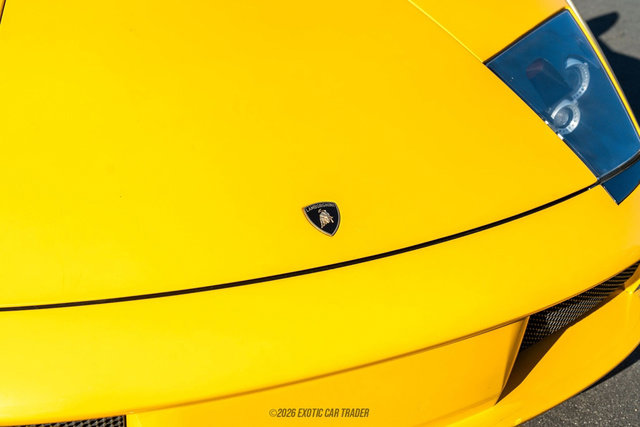 Used 2004 Lamborghini Murcielago Coupe image 53