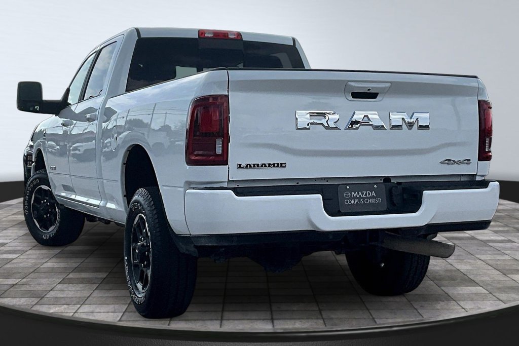 Used 2026 RAM 2500 Laramie AWD/4WD image 5
