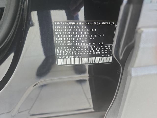 Used 2023 Volkswagen Tiguan SE FWD image 29