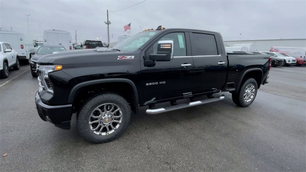 New 2026 Chevrolet Silverado 2500 LT w/ Z71 Chrome Sport Edition image 6