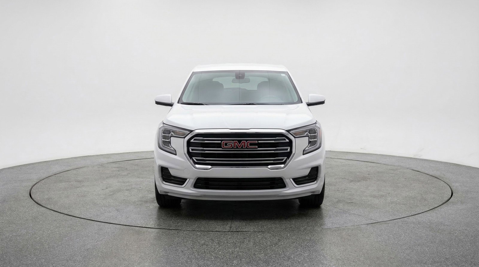 Used 2024 GMC Terrain SLT image 2