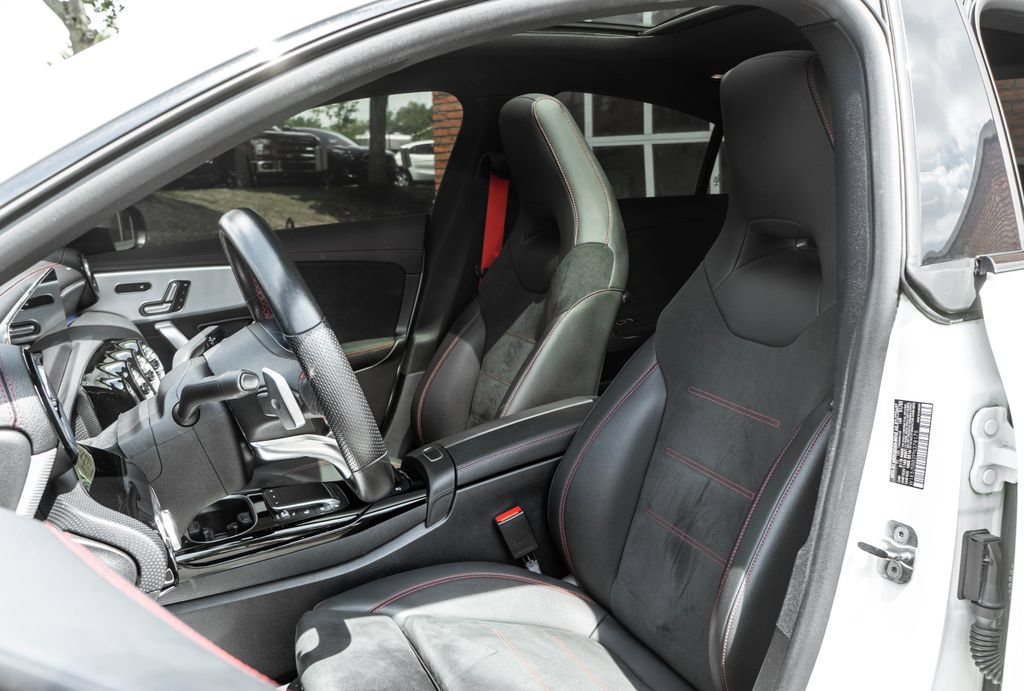 Used 2023 Mercedes-Benz CLA 35 AMG 4MATIC image 7