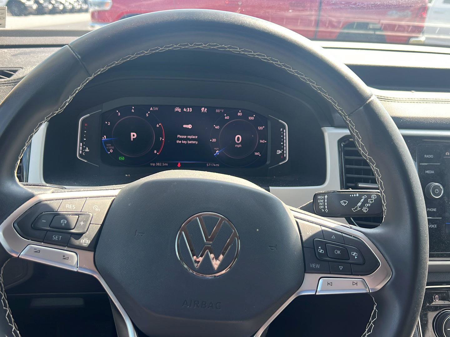 Used 2023 Volkswagen Atlas SE AWD/4WD image 16