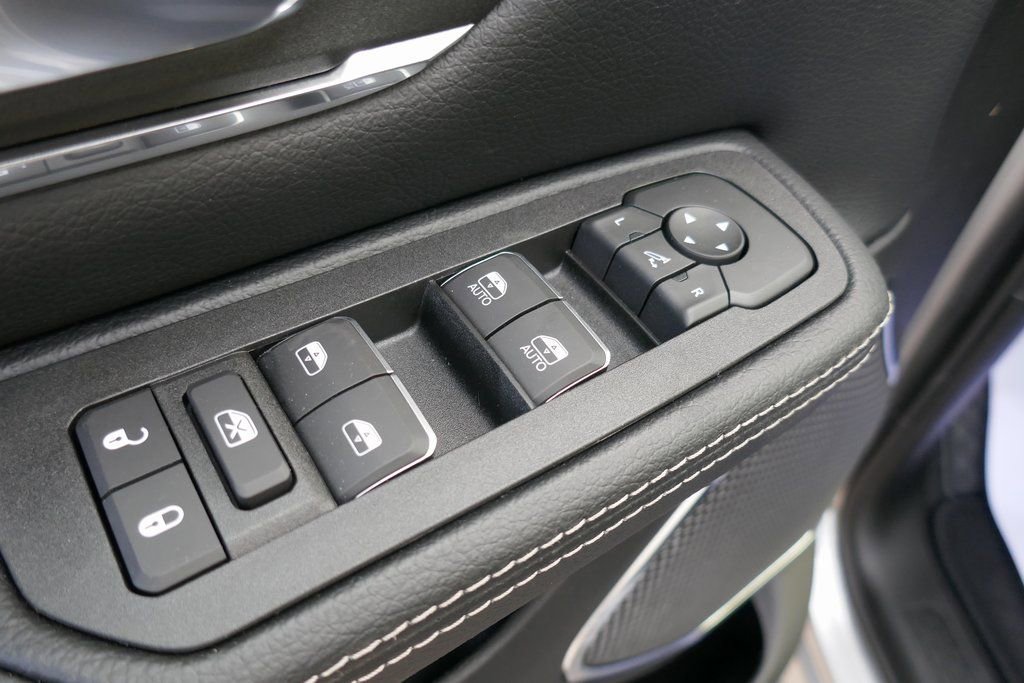 New 2026 RAM 1500 Laramie w/ Night Edition image 20