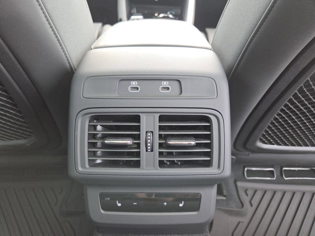 Certified 2025 Audi Q5 Prestige AWD/4WD image 32