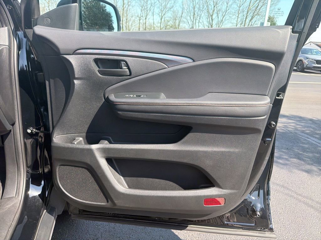 Used 2023 Honda Passport TrailSport image 26