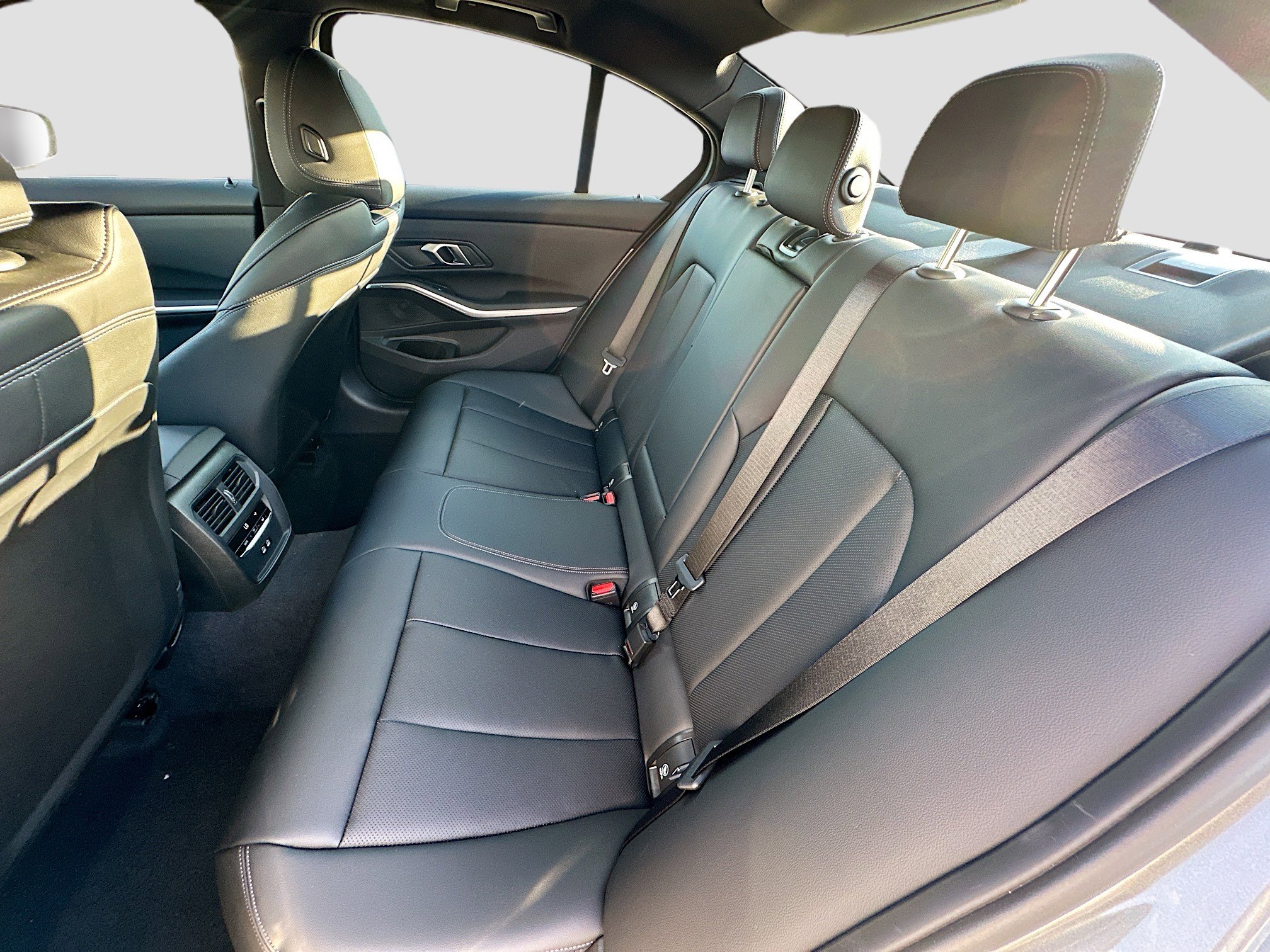 New 2026 BMW 330i Sedan w/ Premium Package image 20