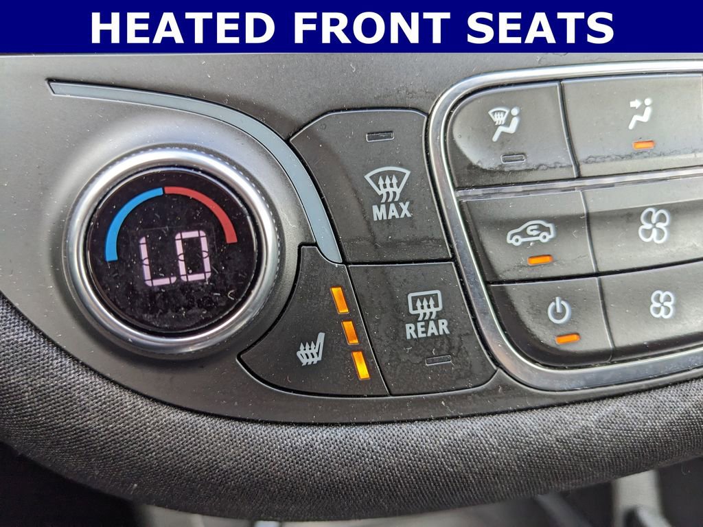 Used 2025 Chevrolet Malibu LT image 4