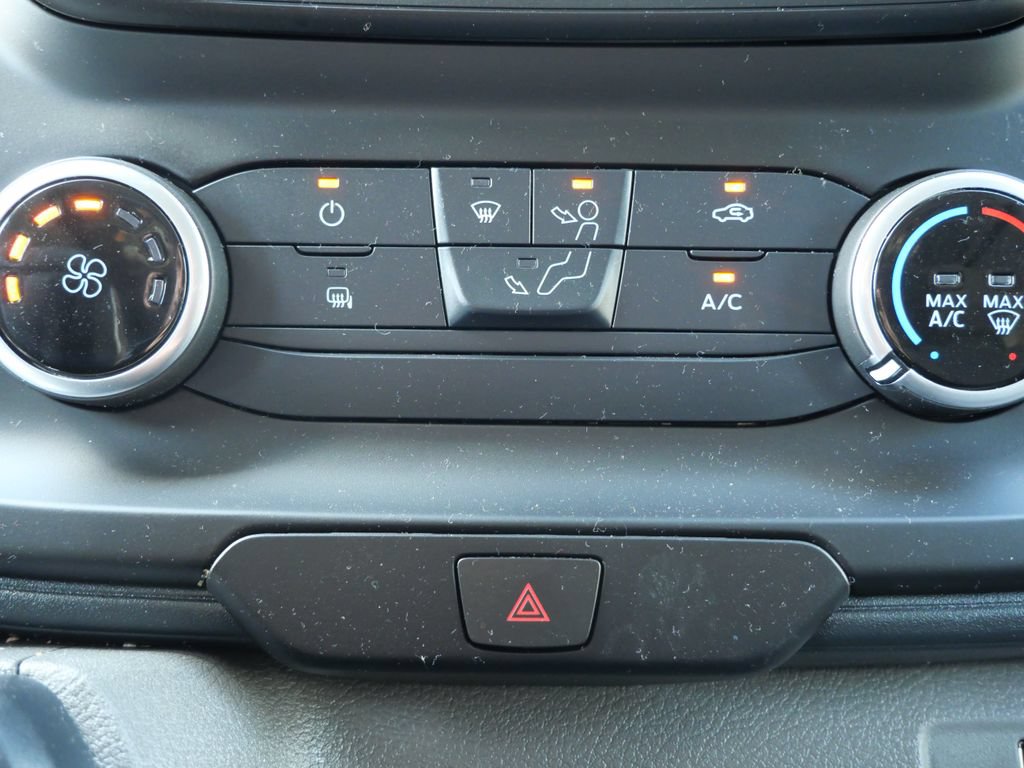 Used 2025 Ford Transit 250 148 Medium Roof RWD image 18