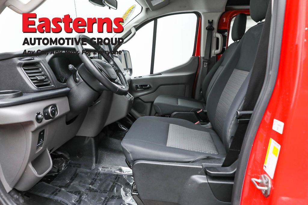 Used 2024 Ford E-Transit Low Roof image 15