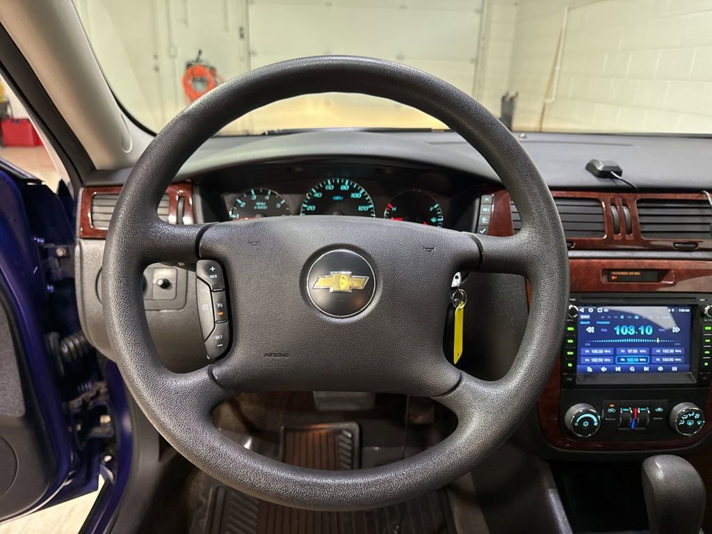 Used 2007 Chevrolet Impala LT image 10