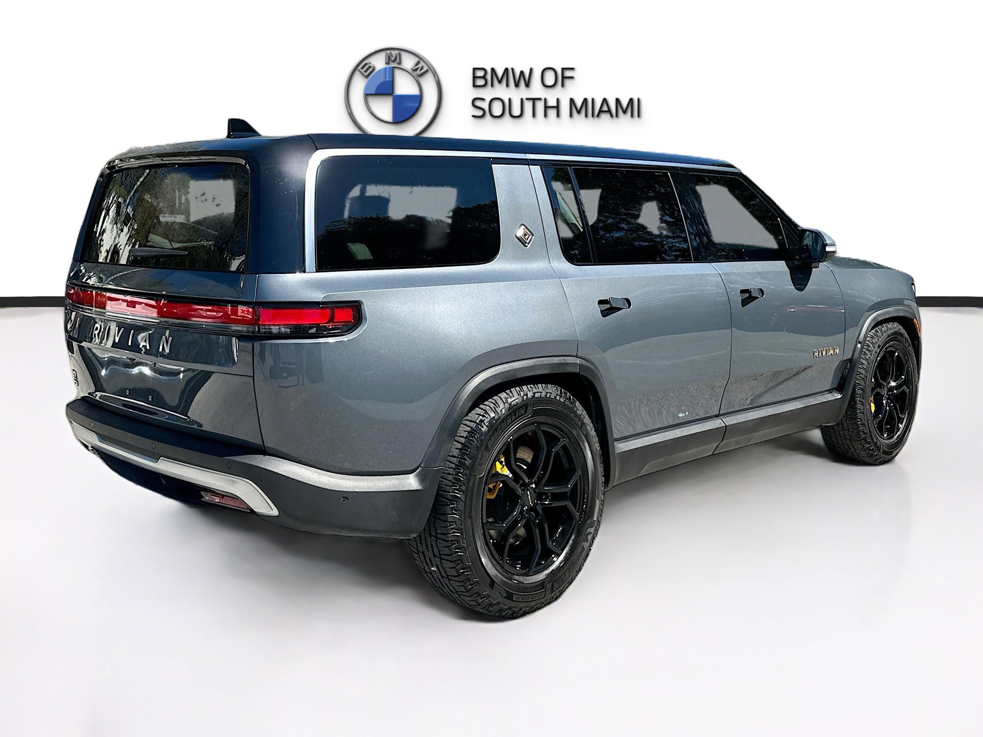 Used 2023 Rivian R1S Adventure image 7