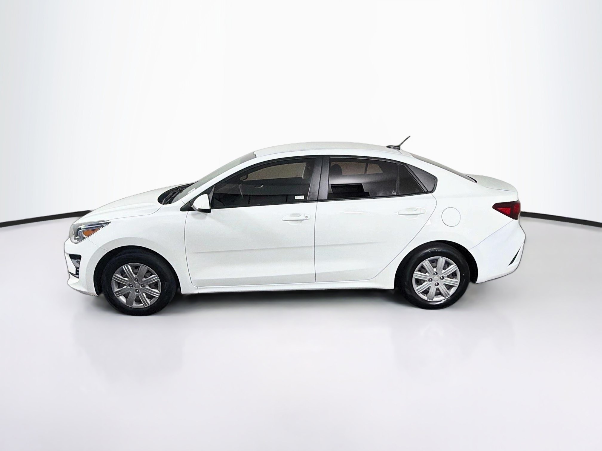 Used 2022 Kia Rio S FWD image 4