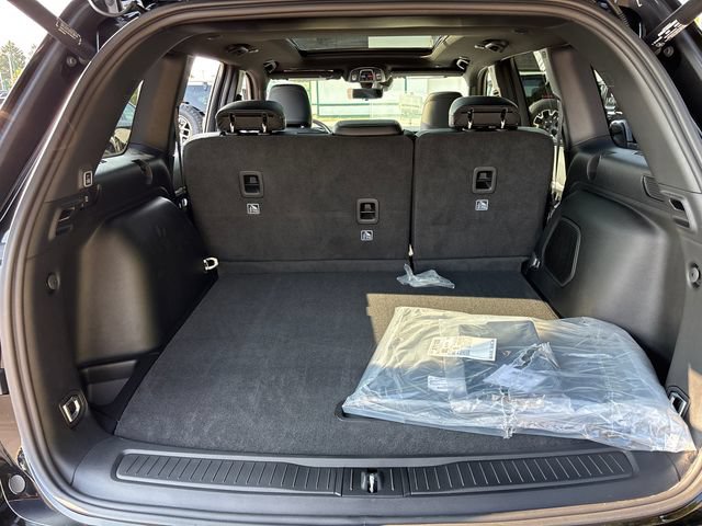 New 2027 Jeep Grand Cherokee Limited w/ Technology Group II AWD/4WD image 30