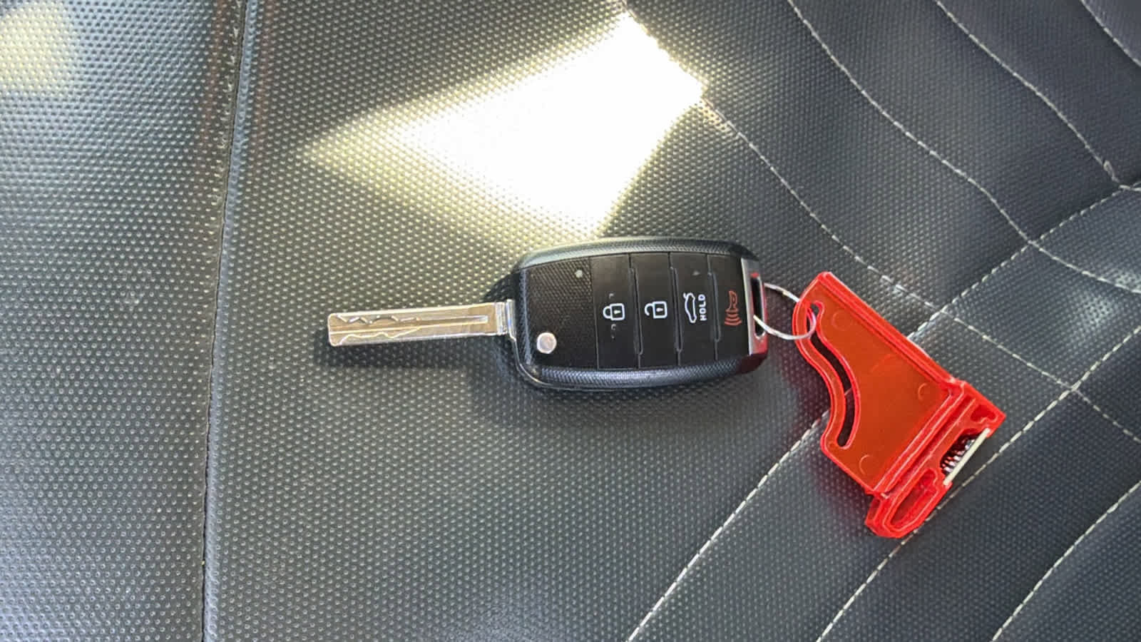 Used 2015 Kia Optima LX image 17