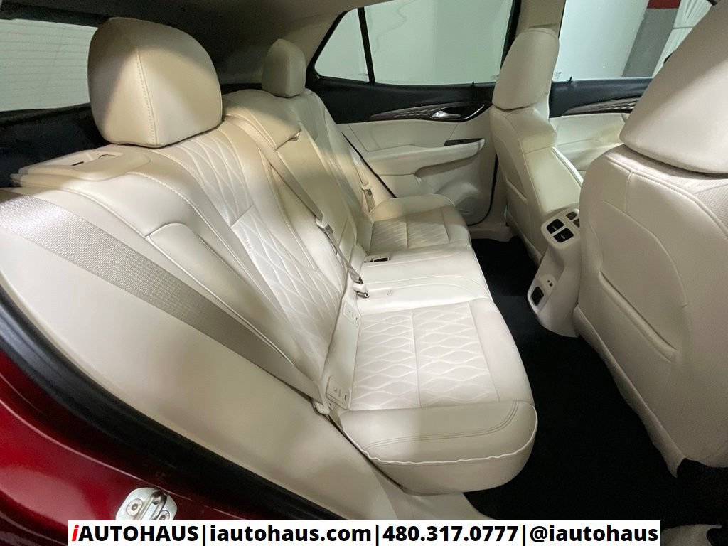 Used 2022 Buick Envision Avenir w/ Technology Package II FWD image 17