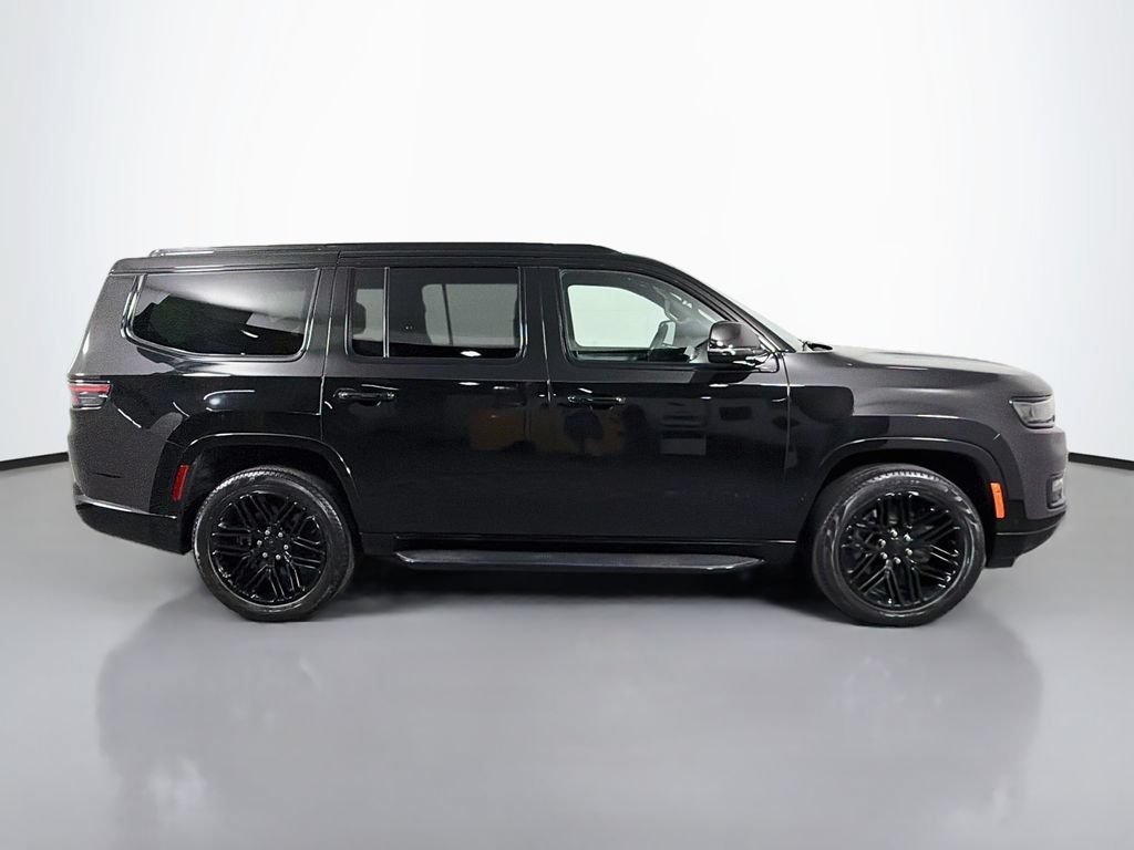 Used 2023 Jeep Wagoneer Series II AWD/4WD image 8
