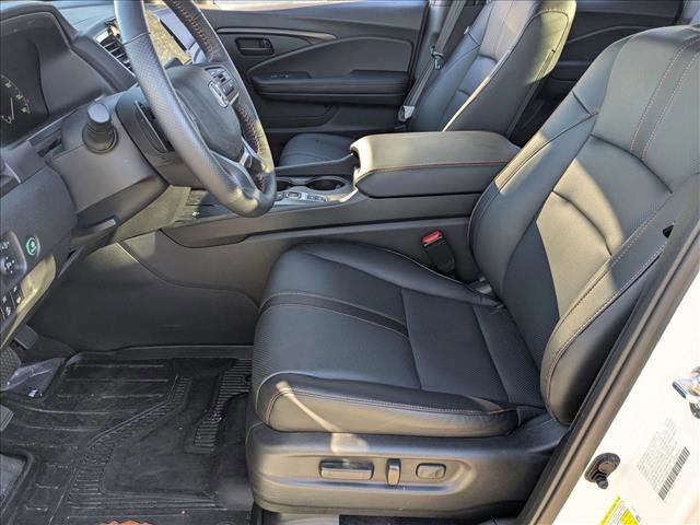 Used 2025 Honda Ridgeline TrailSport image 17