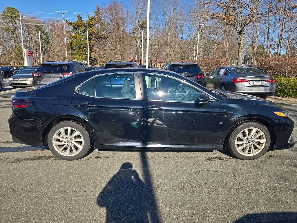Used 2024 Toyota Camry LE image 10
