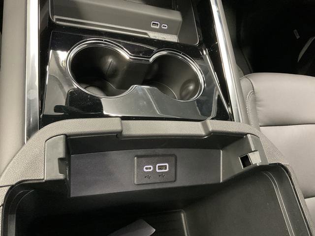 New 2026 Chevrolet Suburban Z71 w/ Comfort Package image 24