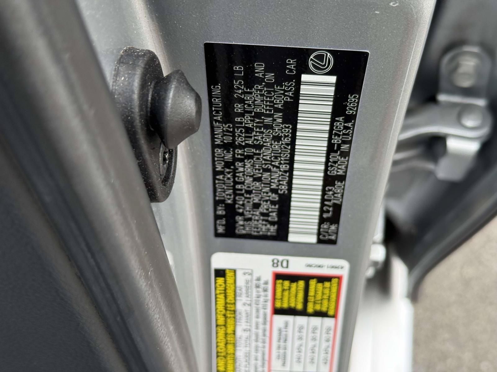 Used 2025 Lexus ES 350 w/ Premium Package FWD image 31