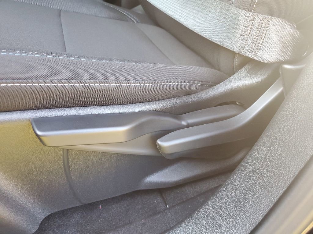 New 2026 Chevrolet Equinox EV LT image 20