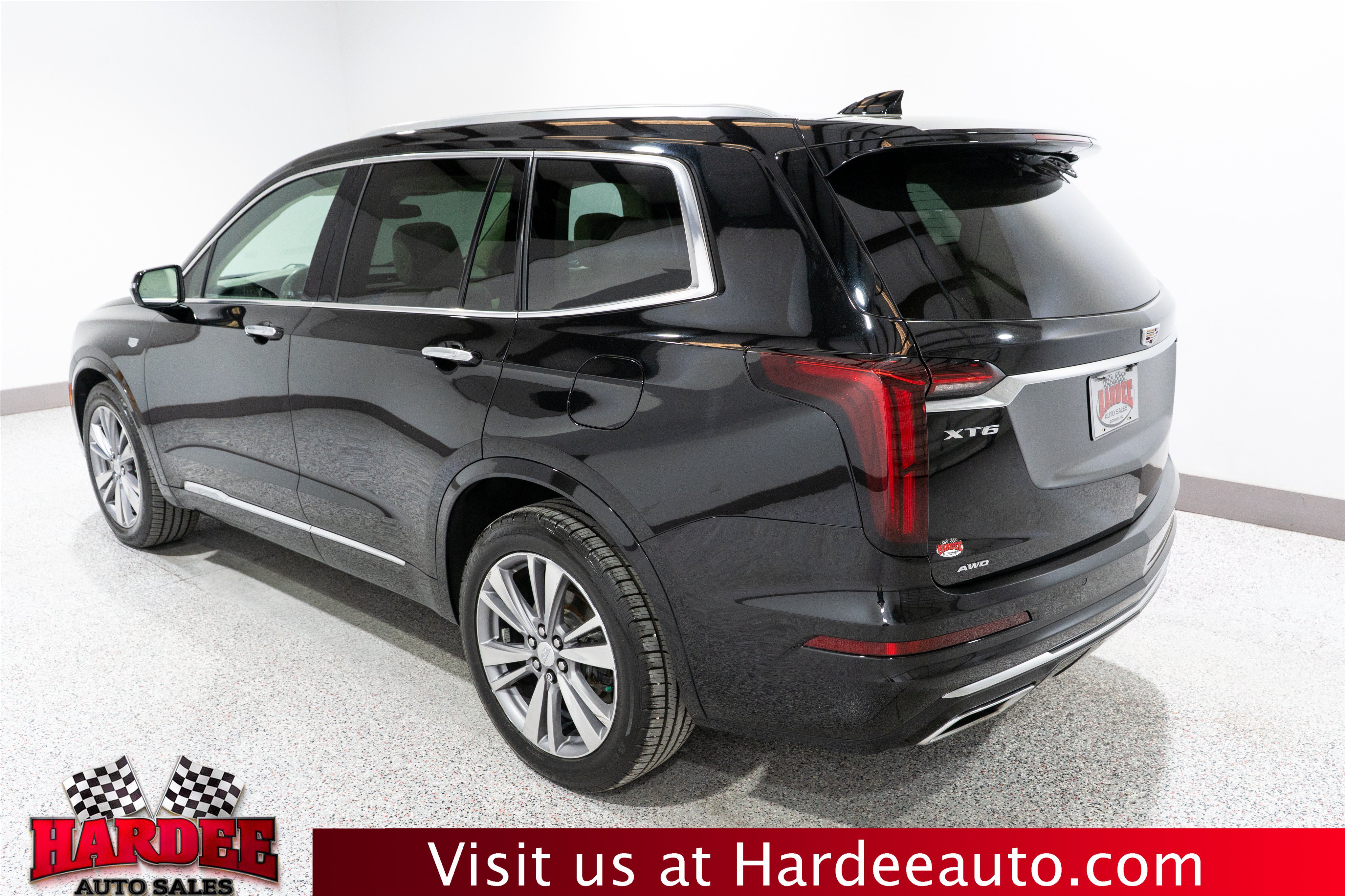 Used 2020 Cadillac XT6 Premium Luxury w/ LPO, Floor Liner Package AWD/4WD image 3