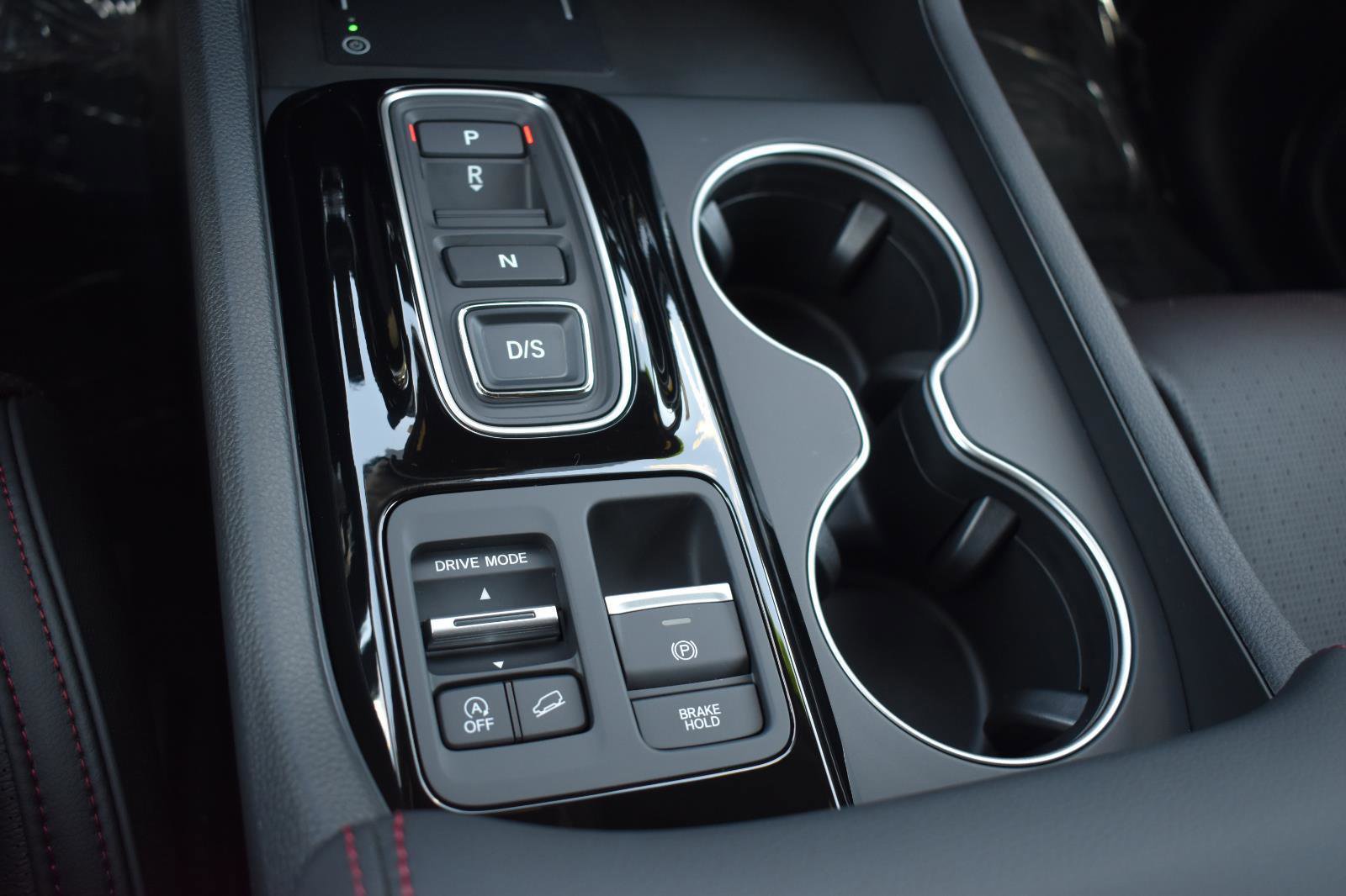 New 2025 Honda Pilot Black Edition image 10