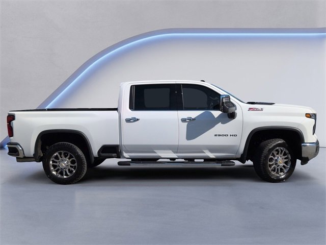 Used 2026 Chevrolet Silverado 2500 LTZ w/ LTZ Premium Package image 3