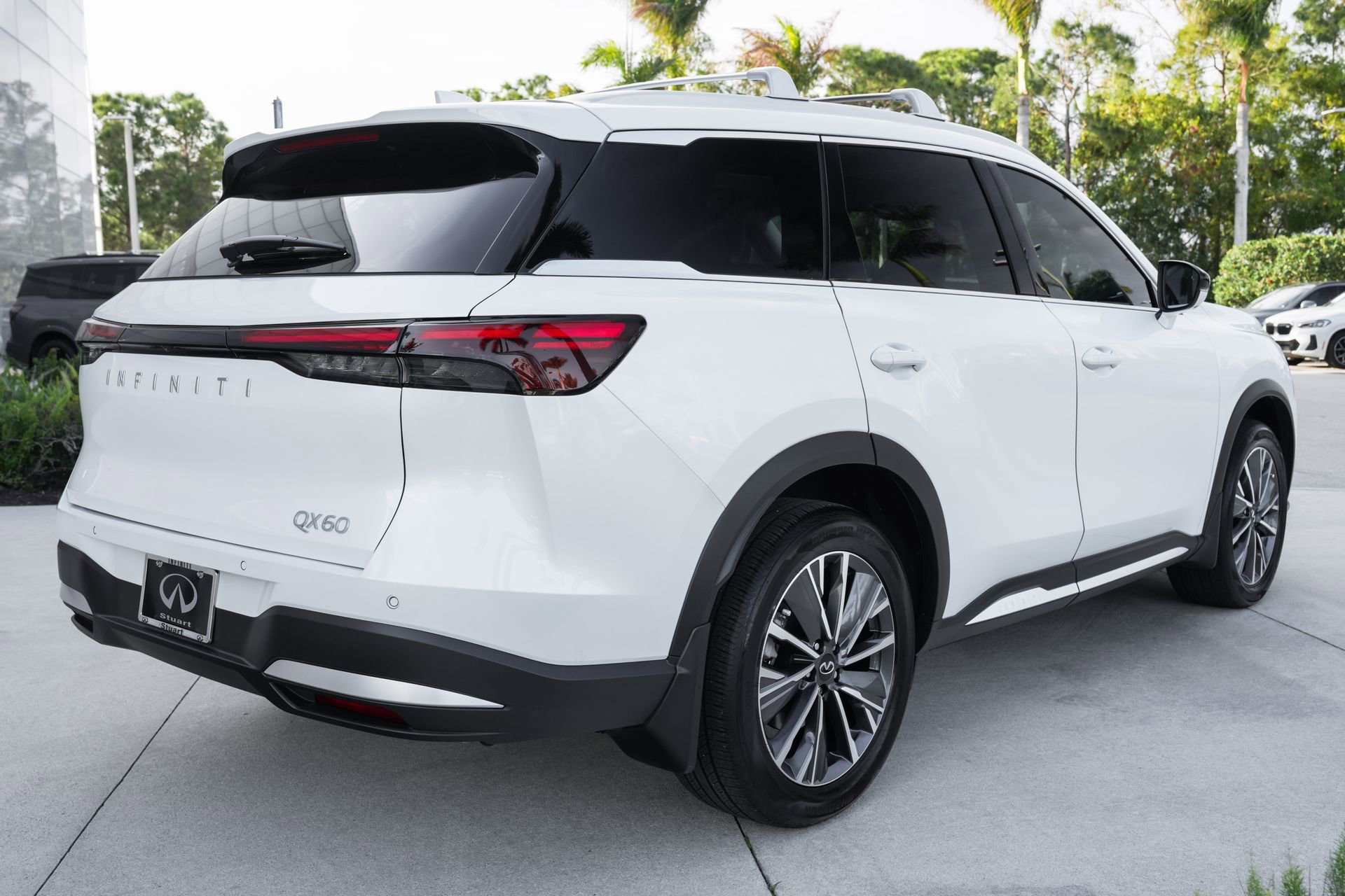 Used 2026 INFINITI QX60 Luxe w/ Cargo Package image 23