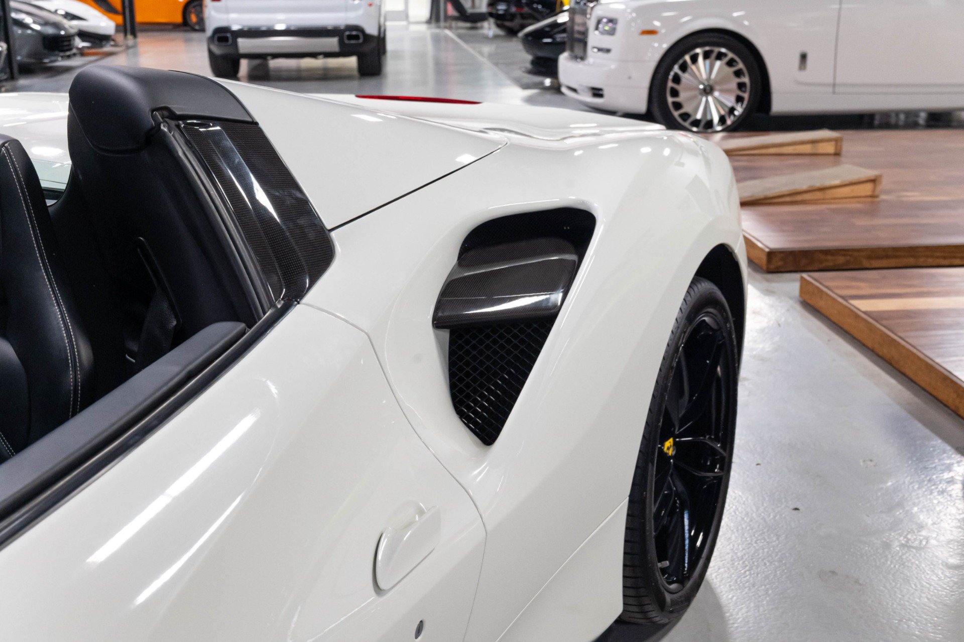 Used 2016 Ferrari 488 Spider RWD image 77
