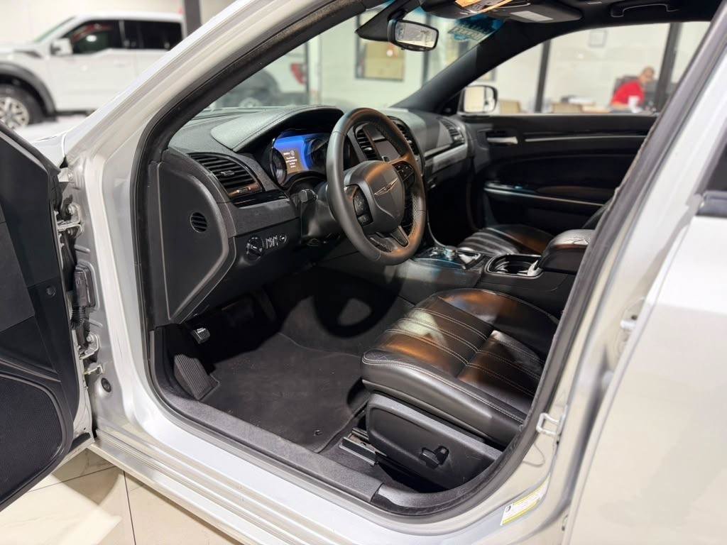 Used 2023 Chrysler 300 S RWD image 14