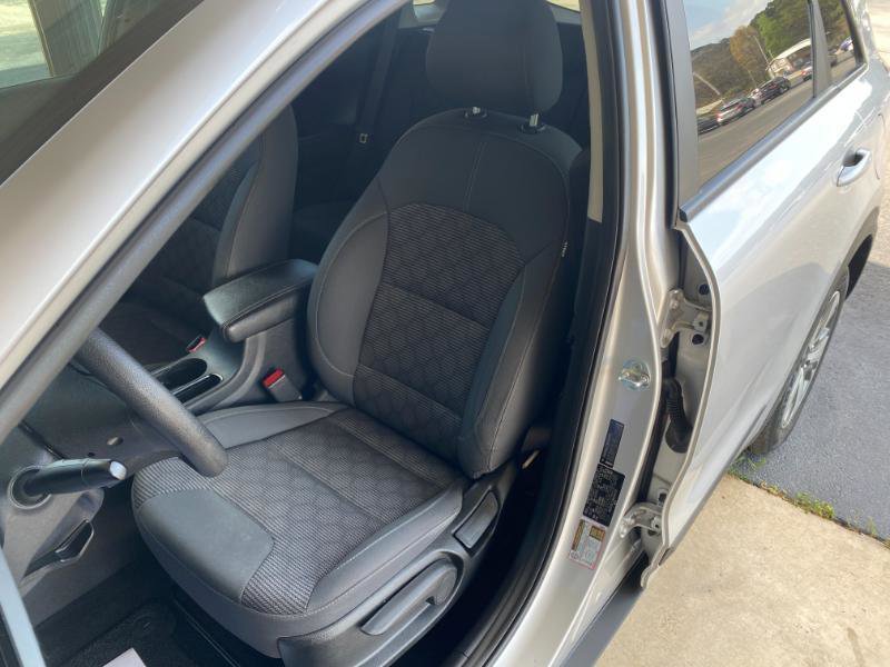 Used 2021 Kia Niro LX image 14