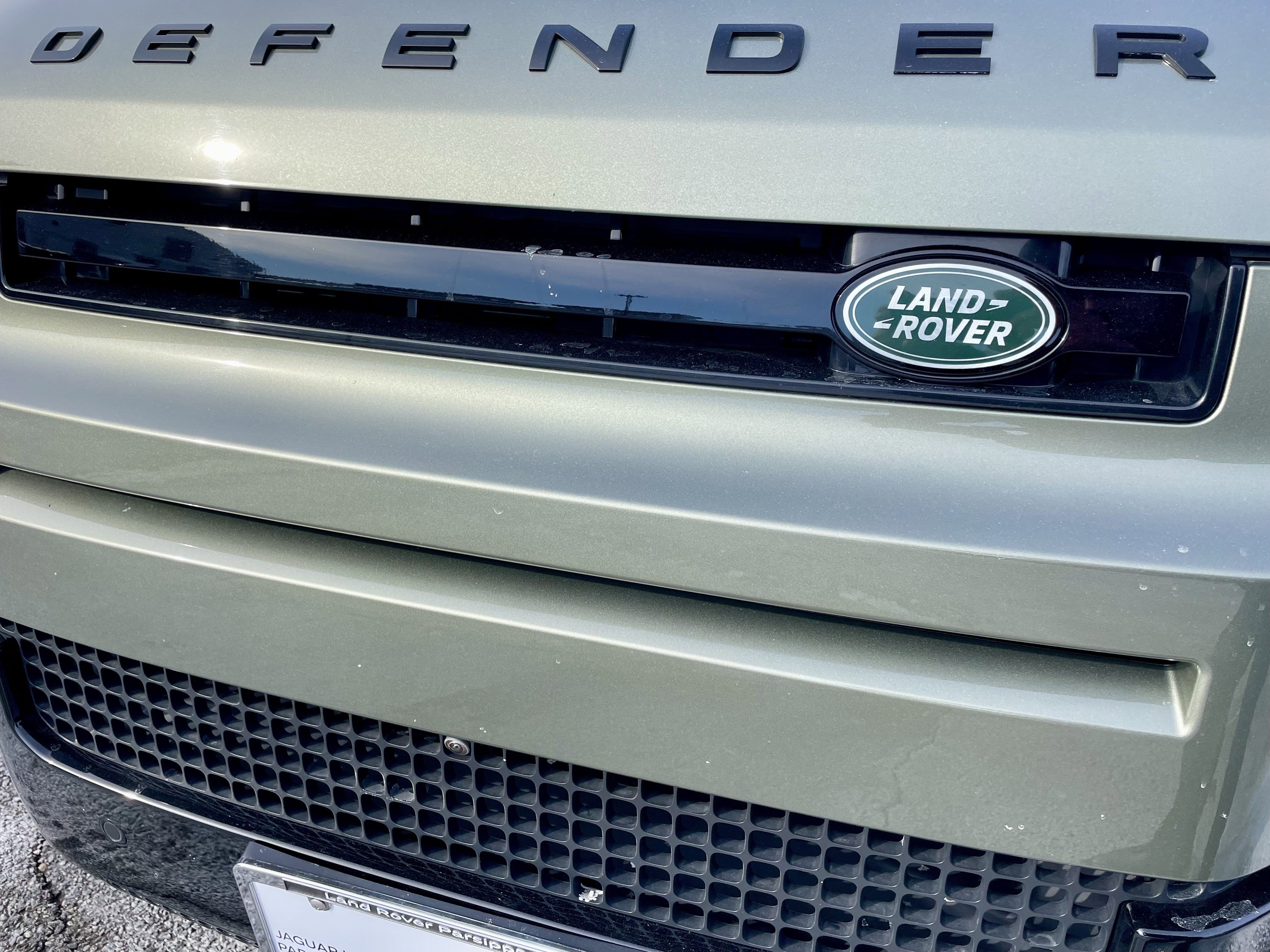 Used 2025 Land Rover Defender 110 X-Dynamic SE image 65