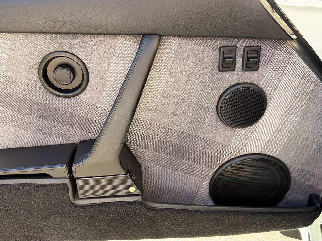 Used 1994 Porsche 911 Turbo image 20