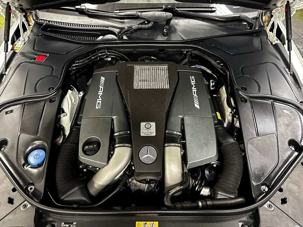 Used 2015 Mercedes-Benz S 63 AMG 4MATIC Sedan image 48