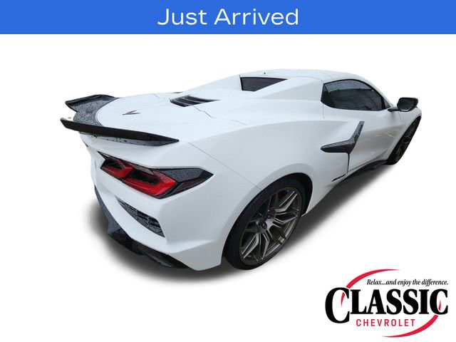 Used 2026 Chevrolet Corvette Z06 RWD image 6