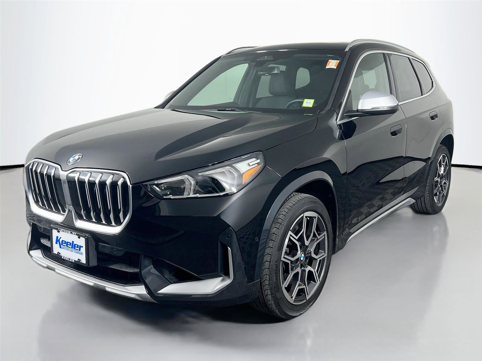 Certified 2023 BMW X1 xDrive28i w/ Convenience Package AWD/4WD image 2