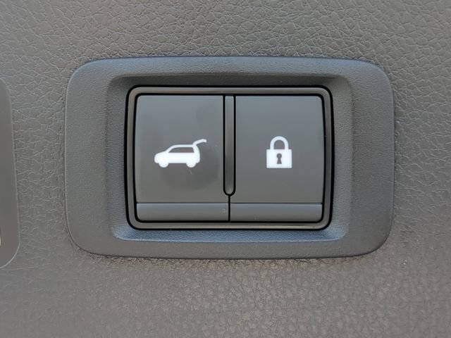 New 2026 Mitsubishi Eclipse Cross Black Edition AWD/4WD image 13