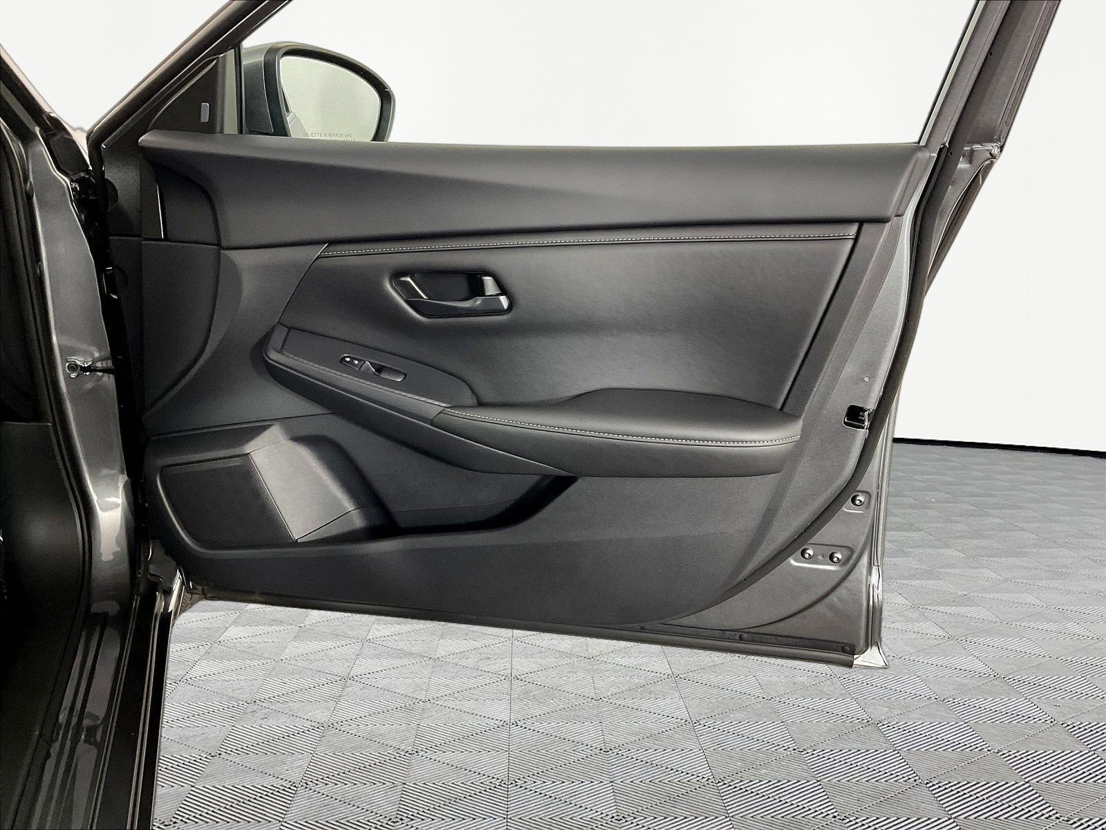 Certified 2025 Nissan Sentra S FWD image 26