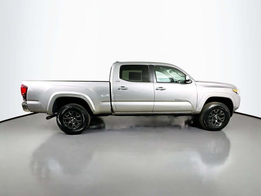 Used 2021 Toyota Tacoma SR5 AWD/4WD image 7