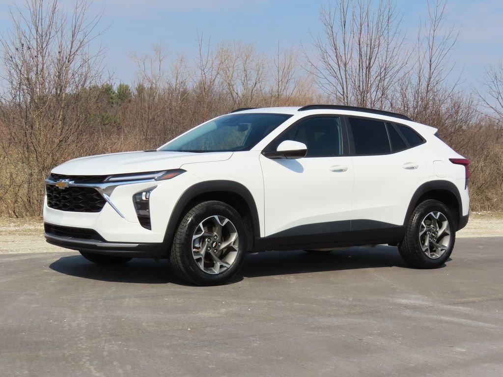 Certified 2025 Chevrolet Trax LT image 16