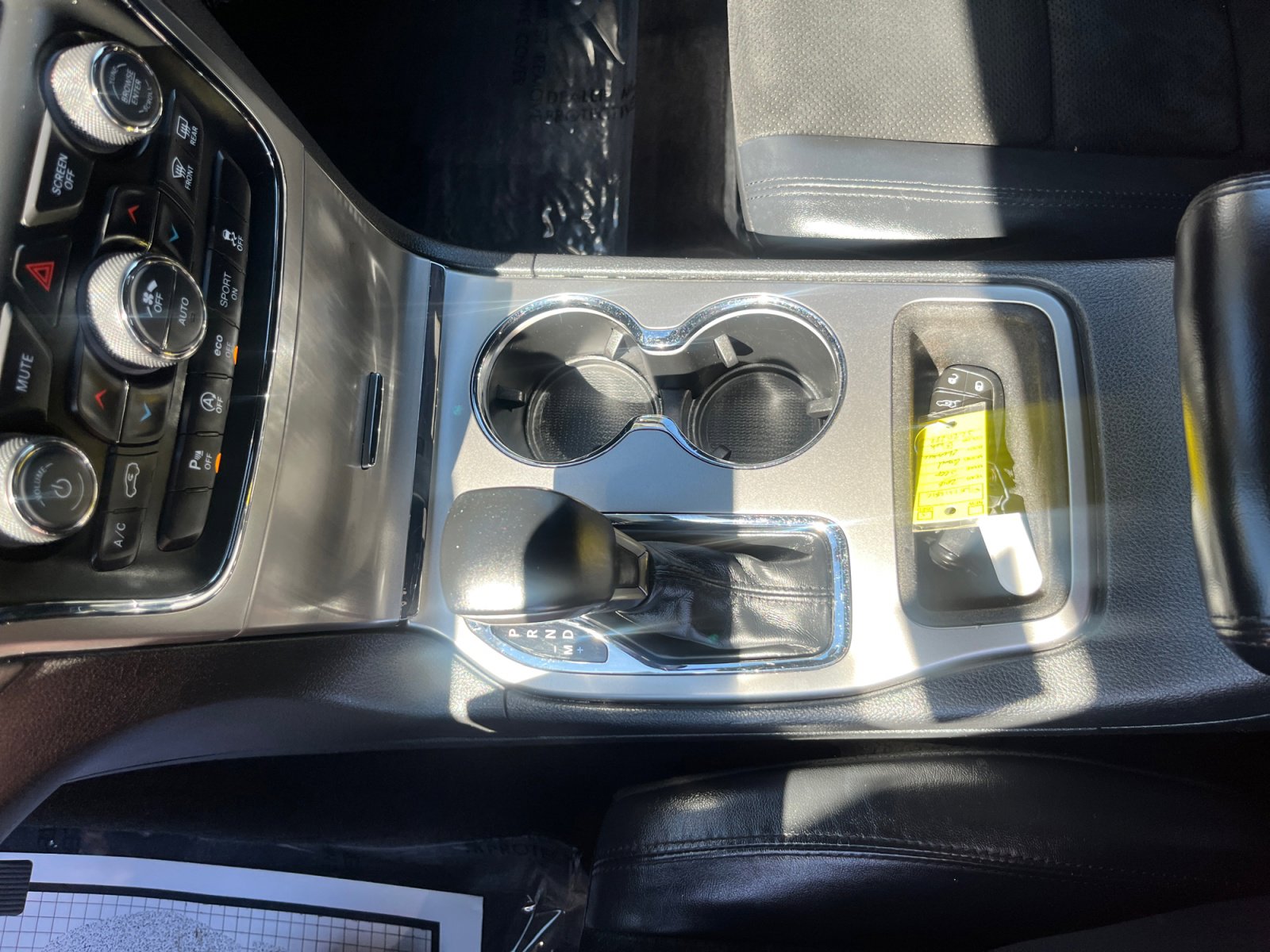 Used 2018 Jeep Grand Cherokee Altitude image 15