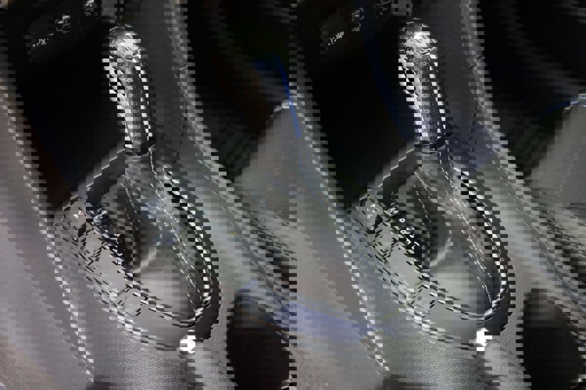 Used 2022 Hyundai Veloster N image 6