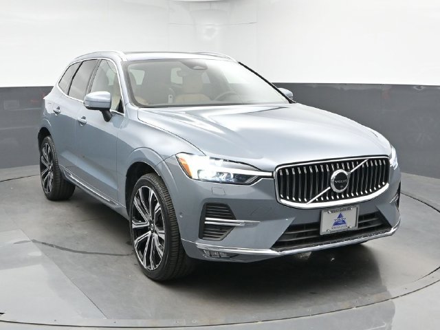 Used 2023 Volvo XC60 B5 Ultimate AWD/4WD image 2
